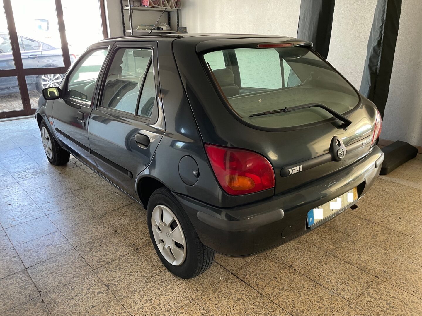 Mazda 121 / Ford Fiesta – Peças – Xerocar S.A.