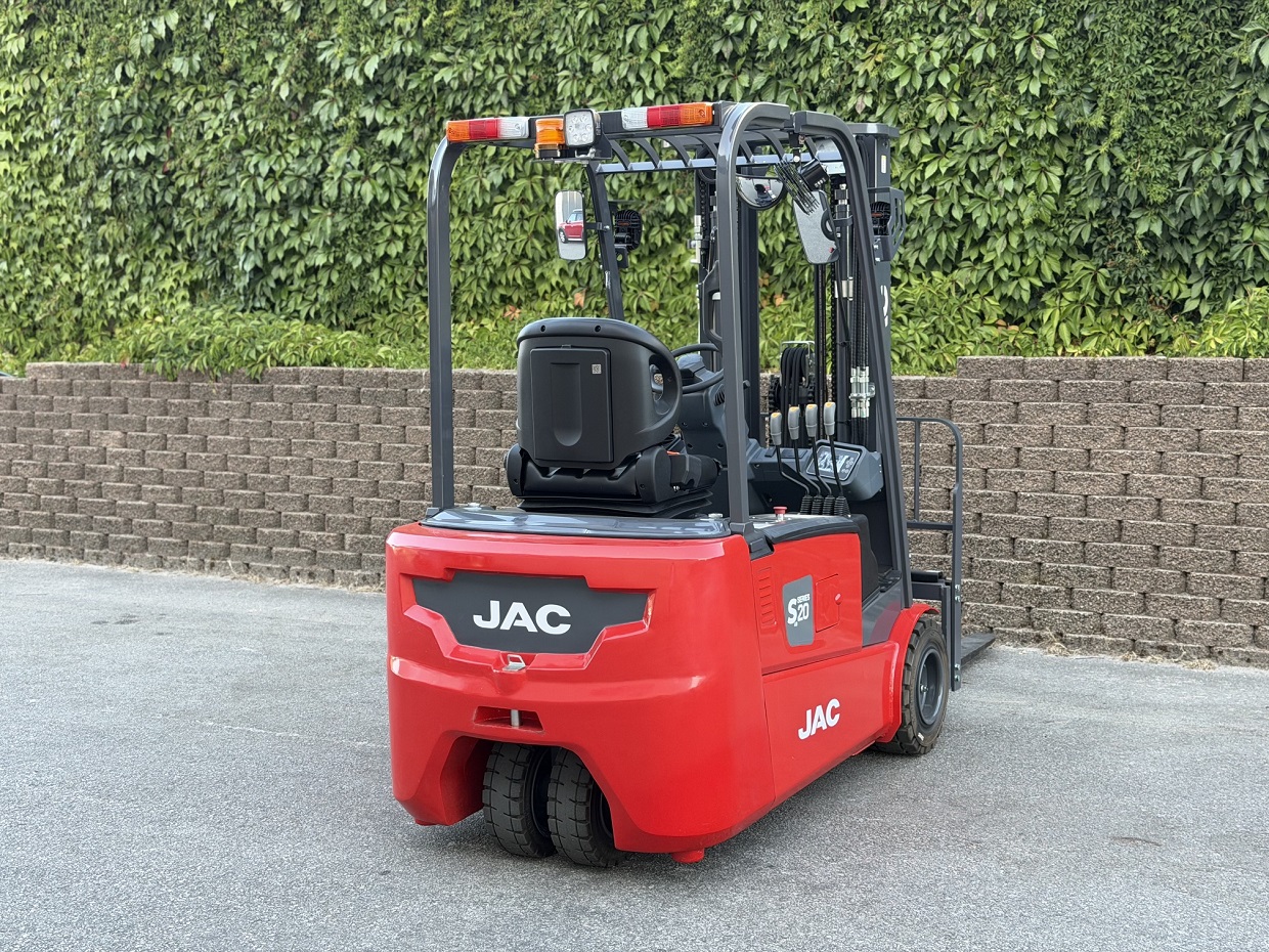 JAC Empilhador Elétrico CPD 20 SA3 3 Rodas