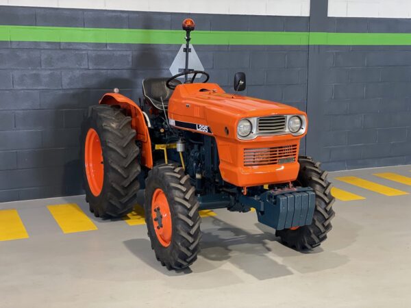 Kubota L295 4RM - Image 2