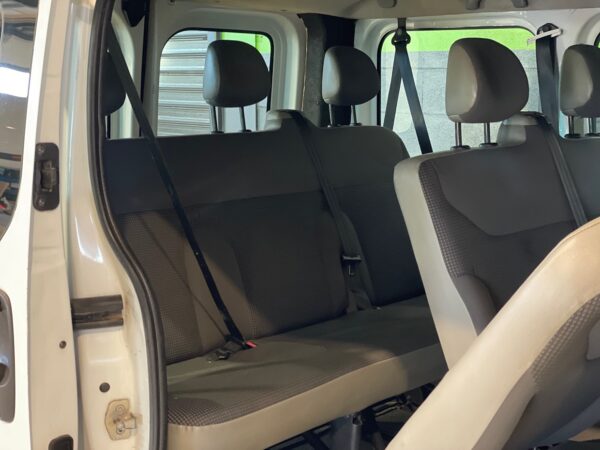 Opel Vívaro 2.0 CDTi 9L - Image 10