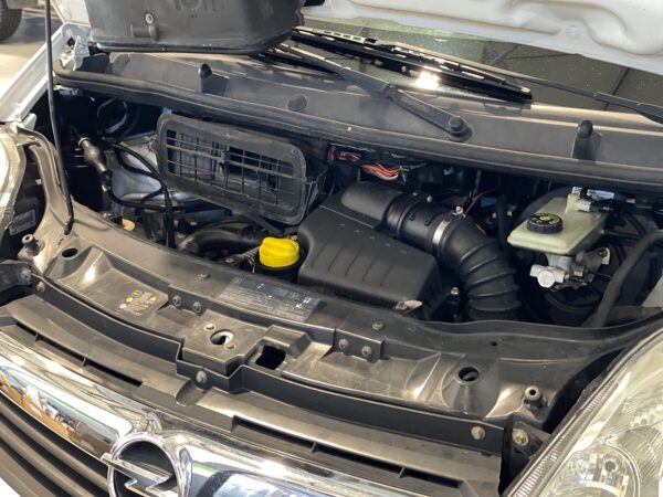 Opel Vívaro 2.0 CDTi 9L - Image 17