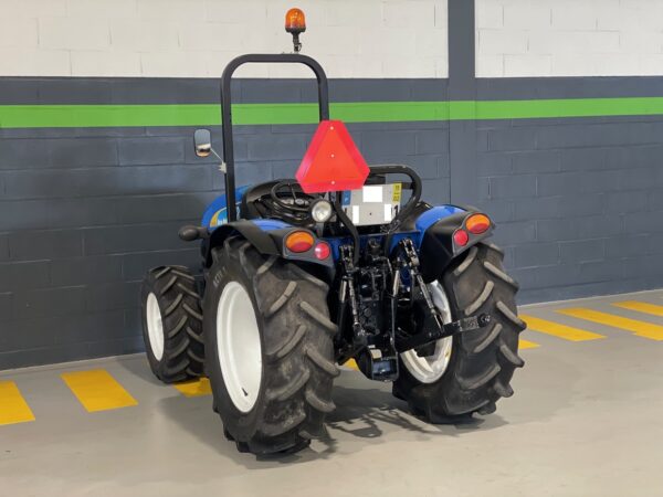 New Holland T3030 4RM - Image 4