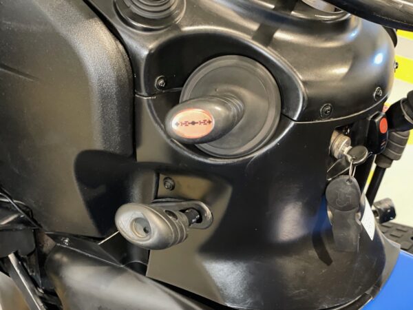 New Holland T3030 4RM - Image 10