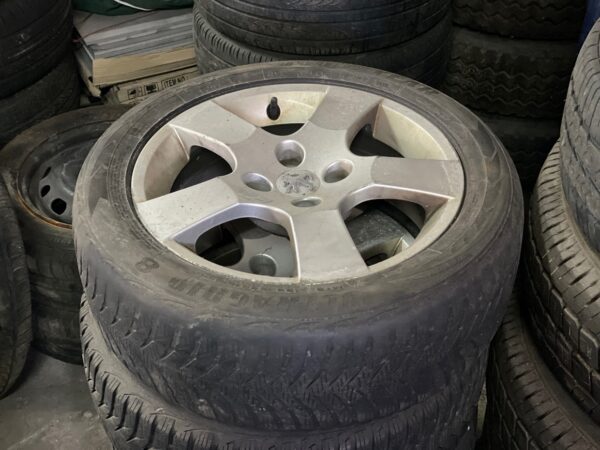 Jantes / Pneus Peugeot 195/55 R16 - Image 2