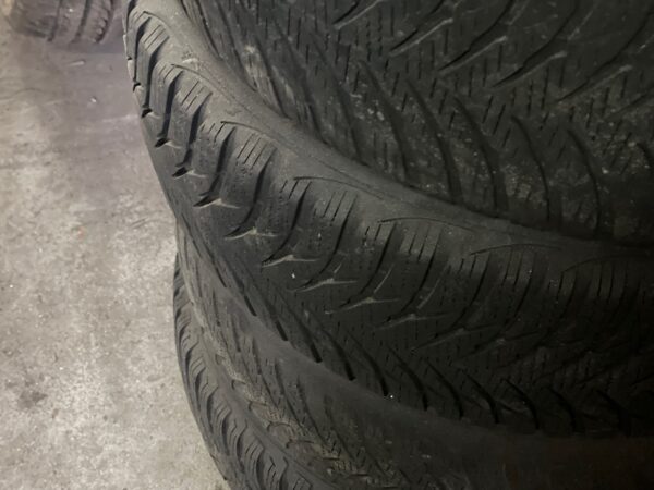 Jantes / Pneus Peugeot 195/55 R16 - Image 3