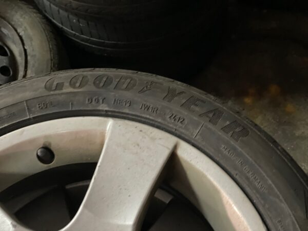Jantes / Pneus Peugeot 195/55 R16 - Image 4