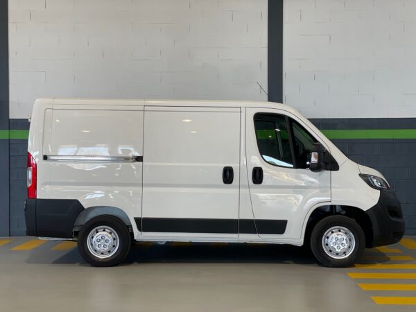 Peugeot Boxer 2.2 BlueHDi 120HP L1H1 3L - Image 19