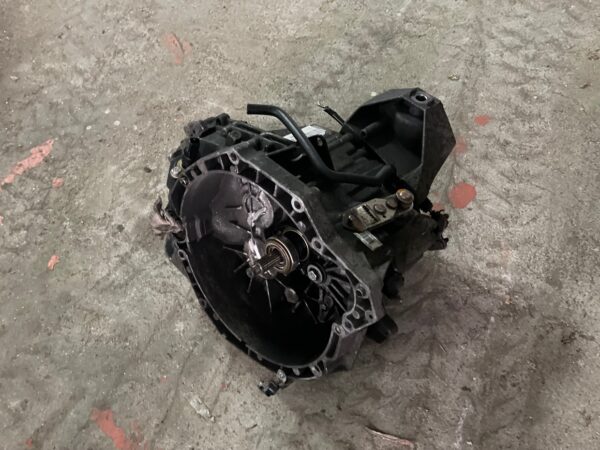 Caixa de Velocidades Renault 7700600564
