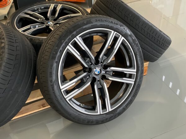 Jantes Originais e Pneus BMW Série 8 - Image 2