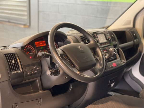Peugeot Boxer 2.2 BlueHDi 165HP L4H2 3L - Image 9