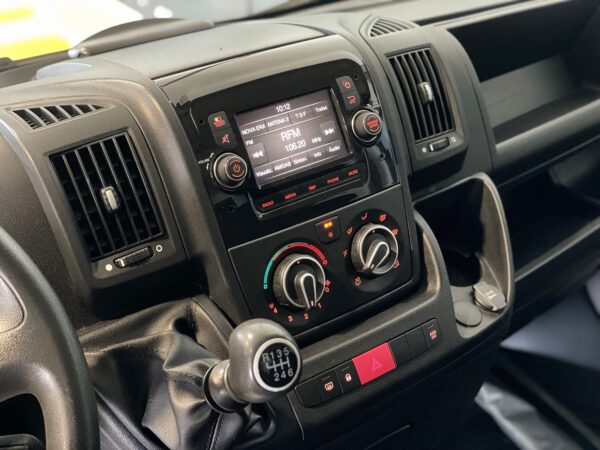 Peugeot Boxer 2.2 BlueHDi 165HP L4H2 3L - Image 11