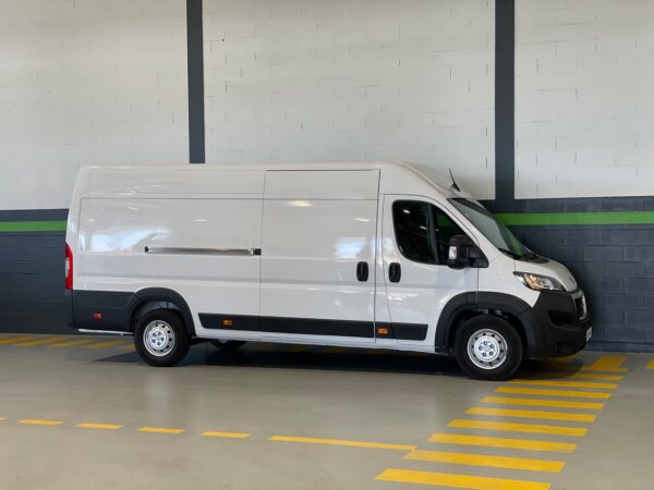Peugeot Boxer 2.2 BlueHDi 165HP L4H2 3L - Image 20