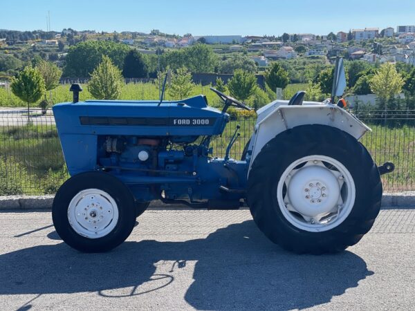 Ford 3000 - Image 8