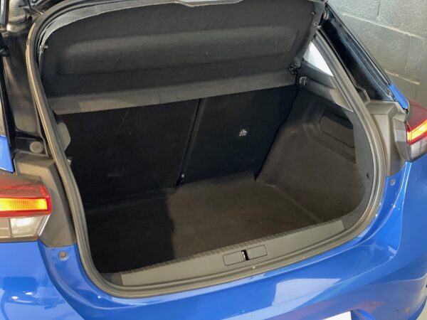 Opel Corsa 1.5 D Edition - Image 20