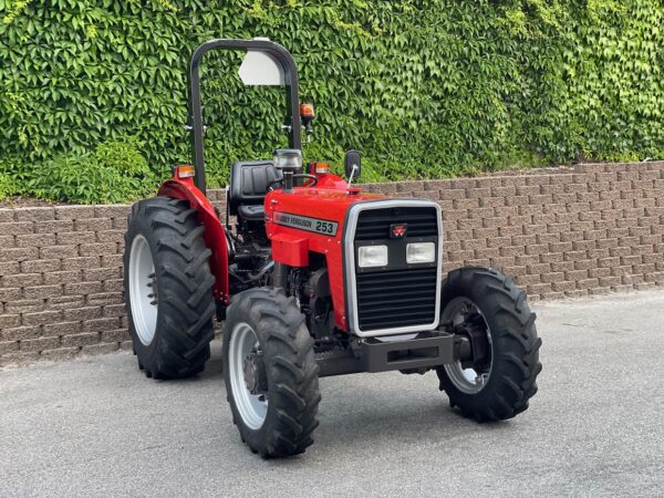 Massey Fergunson 253 4RM - Image 2