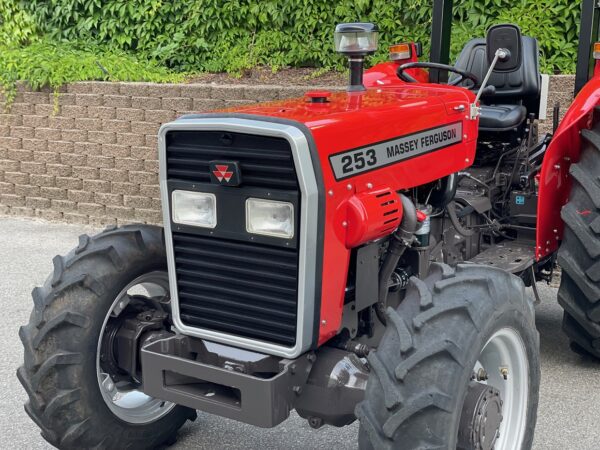 Massey Fergunson 253 4RM - Image 3