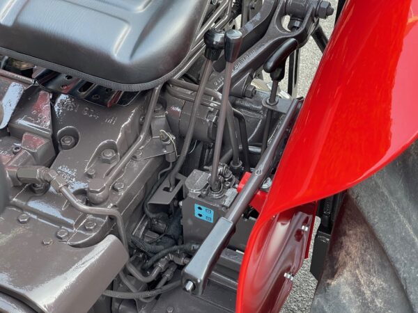 Massey Fergunson 253 4RM - Image 18