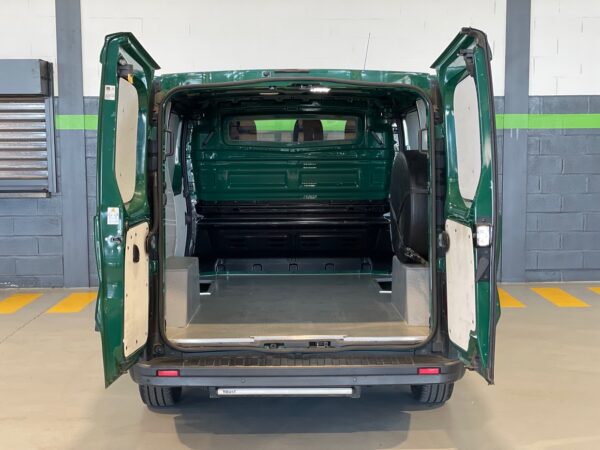 Renault Trafic 1.6 DCi 125HP 3L - Image 7