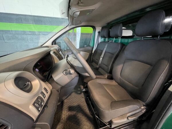 Renault Trafic 1.6 DCi 125HP 3L - Image 16