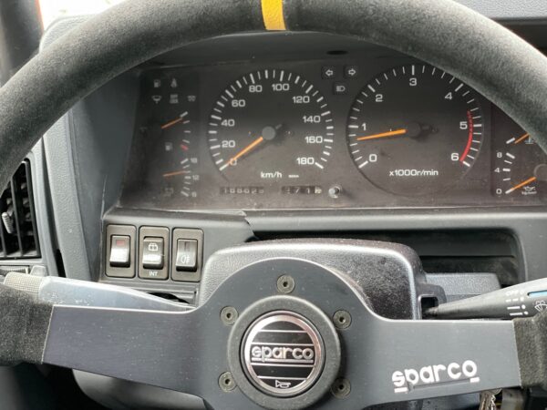 Nissan Patrol GR Y60 2.8 - Image 9