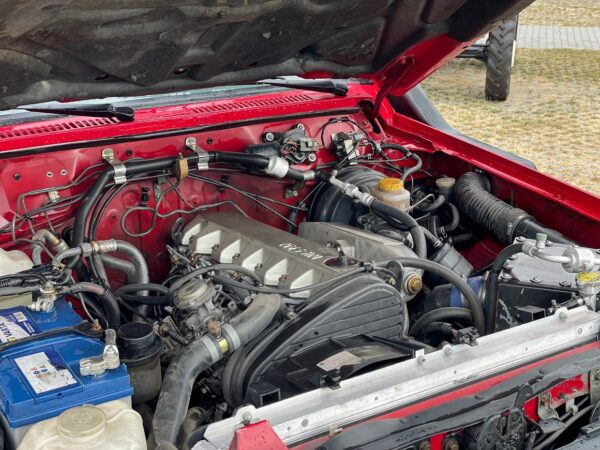 Nissan Patrol GR Y60 2.8 - Image 20