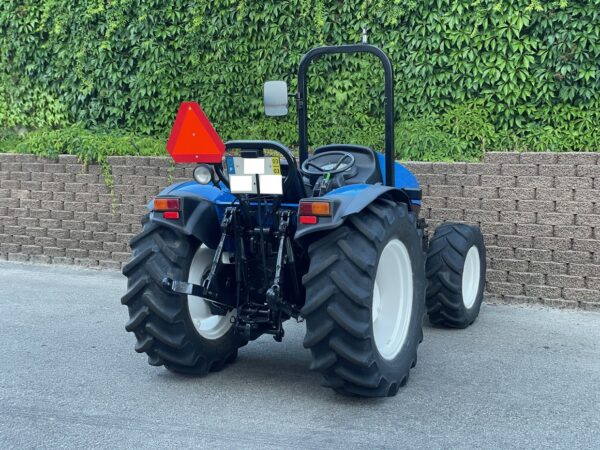 New Holland TCE50 4RM - Image 3