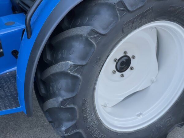 New Holland TCE50 4RM - Image 14