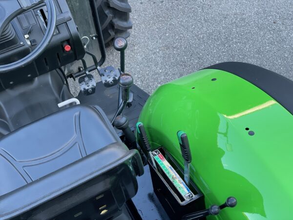 Deutz-Fahr Agrolux F57 4RM - Image 10