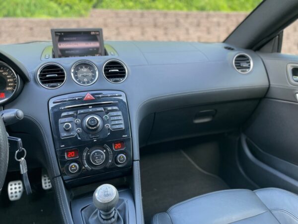 Peugeot RCZ 1.6 THP - Image 13