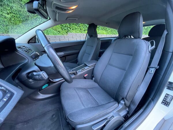 Volvo C30 1.6 D - Image 16