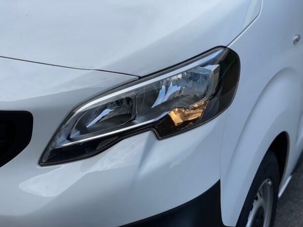 Peugeot Expert 1.5 BlueHDi 120HP 3L - Image 4