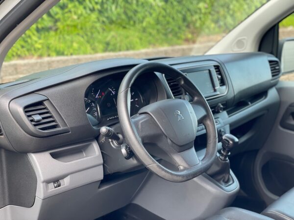 Peugeot Expert 1.5 BlueHDi 120HP 3L - Image 7