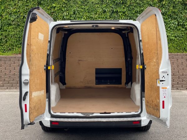 Ford Transit Custom 2.0 TDCi 130HP 3L - Image 7