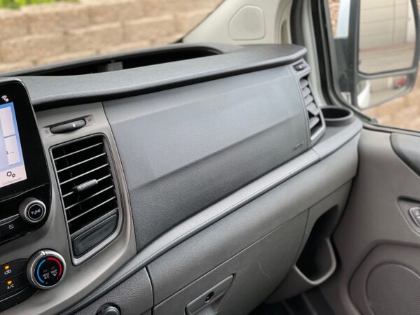 Ford Transit Custom 2.0 TDCi 130HP 3L - Image 13