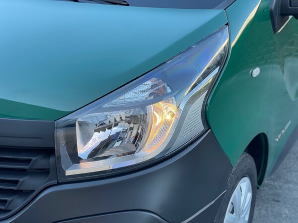 Renault Trafic 1.6 DCi 125HP 3L - Image 4