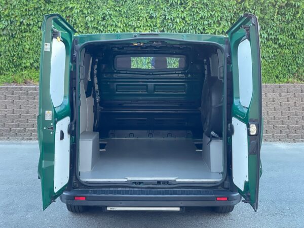 Renault Trafic 1.6 DCi 125HP 3L - Image 7
