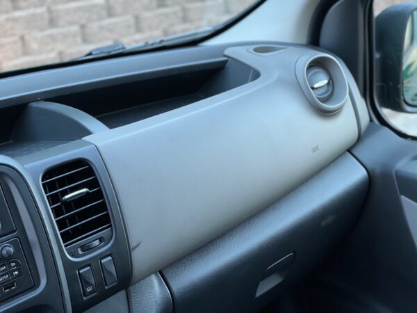 Renault Trafic 1.6 DCi 125HP 3L - Image 14