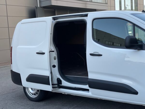 Peugeot Partner 1.5 BlueHDi 100HP L2 3L - Image 8