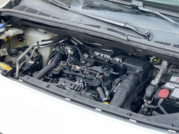 Peugeot Partner 1.5 BlueHDi 100HP L2 3L - Image 19