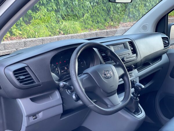 Toyota Proace 1.5 D-4D 120HP 3L - Image 10