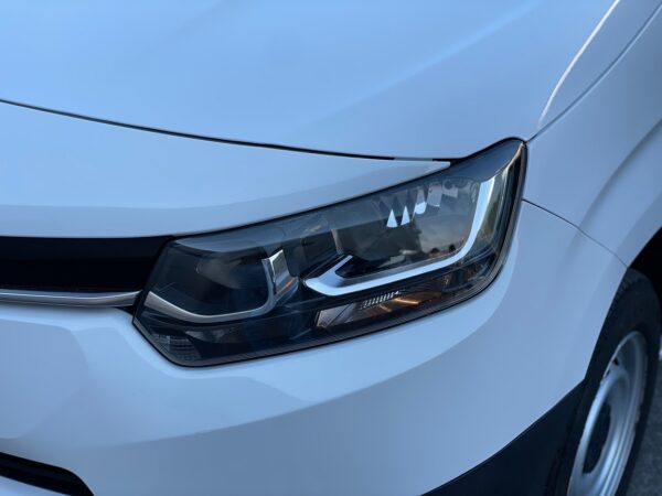 Toyota ProaceCity 1.5 D-4D 100HP 3L - Image 4