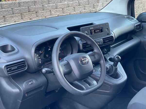 Toyota ProaceCity 1.5 D-4D 100HP 3L - Image 10