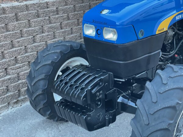 New Holland TN95FA 4RM Cabine AC - Image 24