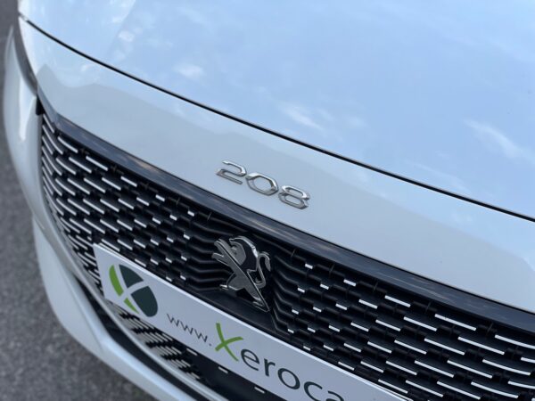 Peugeot e-208 50 kWh Eletric Active - Image 6