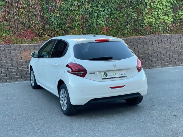 Peugeot 208 1.5 BlueHDi Comercial 2L - Image 6