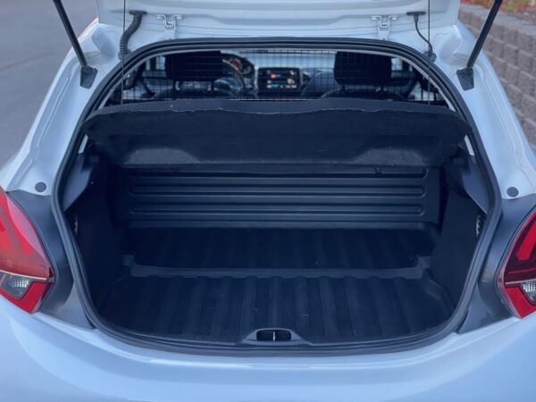 Peugeot 208 1.5 BlueHDi Comercial 2L - Image 22