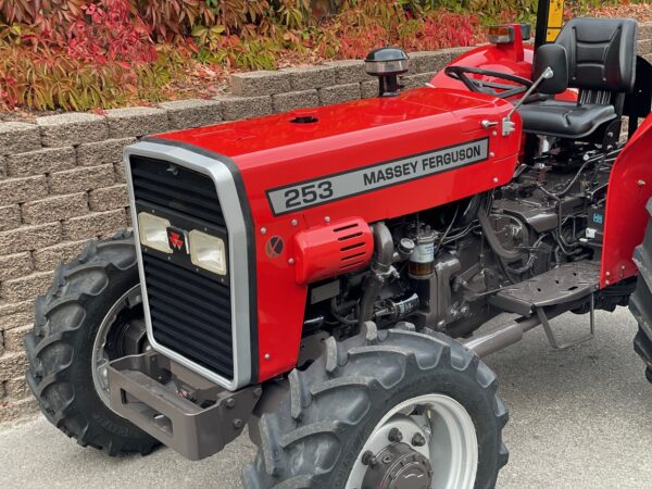 Massey Fergunson 253 4RM - Image 20