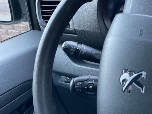 Peugeot Expert 1.6 BlueHDi 3L - Image 15