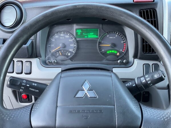 Mitsubishi Canter 3S13 - Image 10