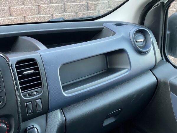 Opel Vívaro 1.6 CDTi 120HP 3L - Image 16